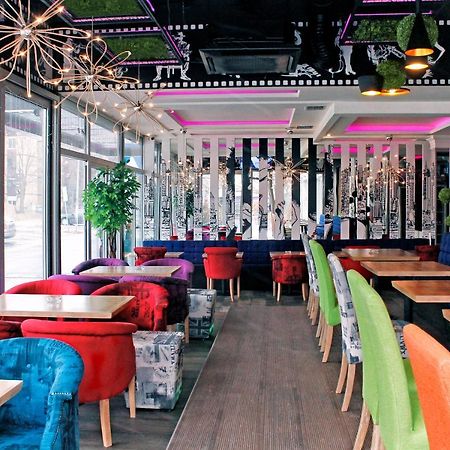 Estrada Lux Hotel Beograd Ngoại thất bức ảnh